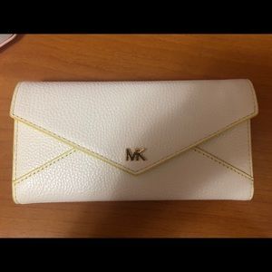 Michael Michael Kors lg Slim Envelope trifold
